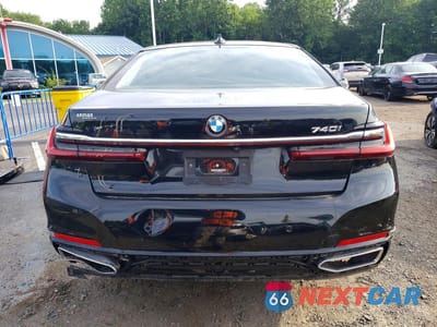 Zdjęcie 6 z 13 samochodu: 2020 BMW 740 I VIN:WBA7T2C04LGF96819 - miniatura