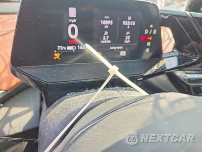 Zdjęcie 9 z 13 samochodu: 2022 VOLKSWAGEN ID.4 PRO S VIN:WVGUNPE23NP054943 - miniatura