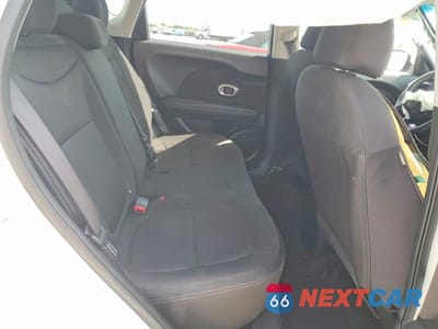 Zdjęcie 10 z 12 samochodu: 2018 KIA SOUL BASE VIN:KNDJN2A22J7574352 - miniatura