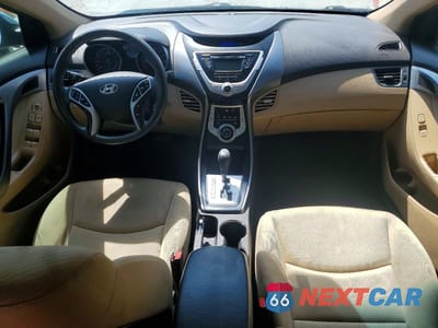 Zdjęcie 8 z 13 samochodu: 2012 HYUNDAI ELANTRA GLS VIN:KMHDH4AE3CU291209 - miniatura