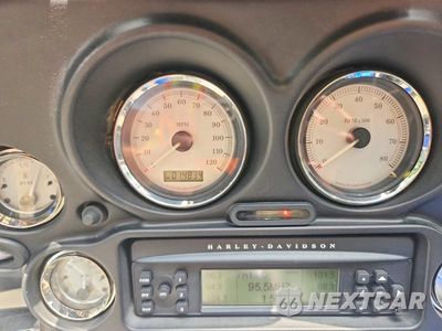 Zdjęcie 7 z 8 samochodu: 2007 HARLEY-DAVIDSON FLHX VIN:1HD1KB4197Y602015 - miniatura