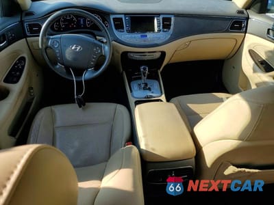 Zdjęcie 8 z 12 samochodu: 2011 HYUNDAI GENESIS 3.8L VIN:KMHGC4DE6BU123084 - miniatura