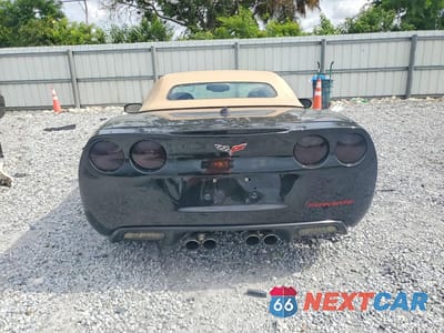Zdjęcie 6 z 12 samochodu: 2005 CHEVROLET CORVETTE VIN:1G1YY34U755128684 - miniatura