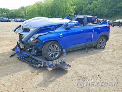 2023 KIA SELTOS LX KNDEPCAA6P7460985 - główne zdjęcie licytacji z USA - miniatura