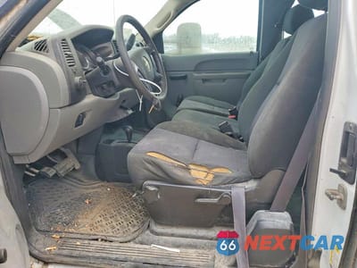 Zdjęcie 7 z 12 samochodu: 2012 CHEVROLET SILVERADO K2500 HEAVY DUTY VIN:1GC2KVCG8CZ343454 - miniatura