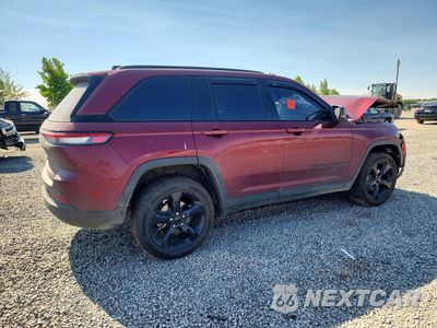 Trzecie zdjęcie samochodu z tyłu: 2023 JEEP GRAND CHEROKEE LAREDO VIN:1C4RJHAGXPC522951 - miniatura