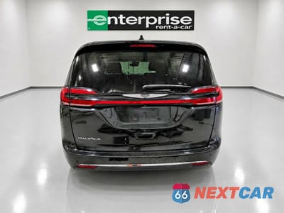 Zdjęcie 6 z 14 samochodu: 2023 CHRYSLER PACIFICA TOURING L VIN:2C4RC1BG5PR627310 - miniatura
