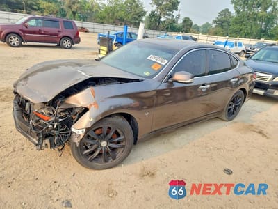 2018 INFINITI Q70 3.7 LUXE JN1BY1AP6JM180374 - główne zdjęcie licytacji z USA - miniatura