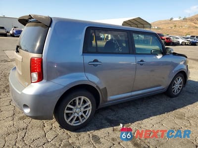 Trzecie zdjęcie samochodu z tyłu: 2011 TOYOTA SCION XB VIN:JTLZE4FE4B1131646 - miniatura