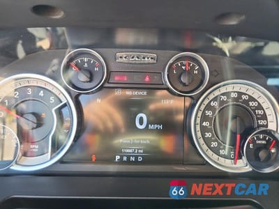 Zdjęcie 9 z 13 samochodu: 2017 RAM 2500 SLT VIN:3C6UR5DL5HG586119 - miniatura