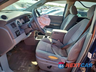 Zdjęcie 7 z 13 samochodu: 2004 DODGE DURANGO SLT VIN:1D4HD48D04F111837 - miniatura