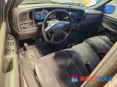 Zdjęcie 8 z 12 samochodu: 2007 GMC NEW SIERRA C1500 CLASSIC VIN:1GTEC14X77Z132544 - miniatura