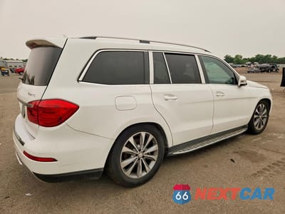 Trzecie zdjęcie samochodu z tyłu: 2015 MERCEDES-BENZ GL 450 4MATIC VIN:4JGDF6EE2FA462078 - miniatura