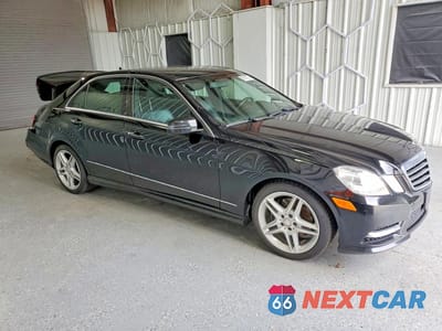 Czwarte zdjęcie samochodu z boku: 2013 MERCEDES-BENZ E 350 VIN:WDDHF5KB6DA672258 - miniatura