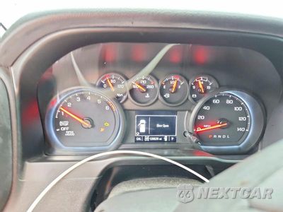 Zdjęcie 9 z 12 samochodu: 2021 CHEVROLET SILVERADO K1500 CUSTOM VIN:3GCPYBEK3MG242795 - miniatura