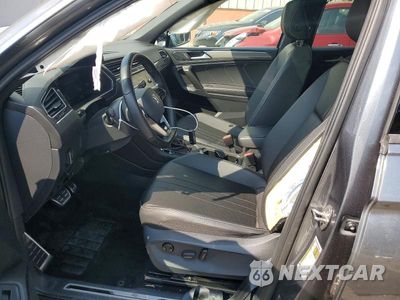 Zdjęcie 7 z 13 samochodu: 2024 VOLKSWAGEN TIGUAN SE R-LINE BLACK VIN:3VVCB7AX9RM002157 - miniatura