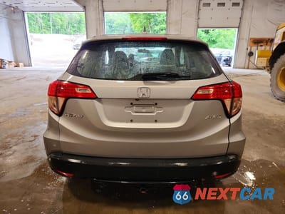 Zdjęcie 6 z 14 samochodu: 2018 HONDA HR-V LX VIN:3CZRU6H31JG706897 - miniatura