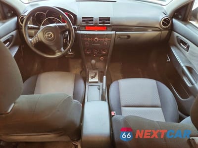 Zdjęcie 8 z 12 samochodu: 2006 MAZDA 3 I VIN:JM1BK12G261471900 - miniatura