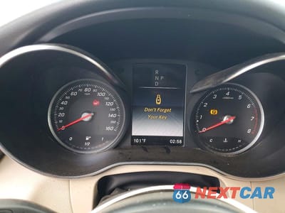 Zdjęcie 9 z 13 samochodu: 2019 MERCEDES-BENZ GLC 300 VIN:WDC0G4JB7KF543214 - miniatura
