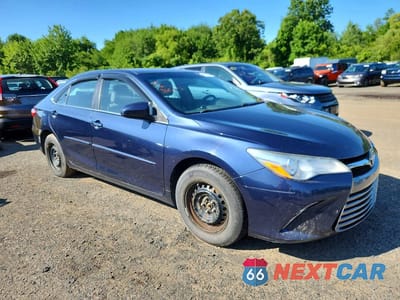 Czwarte zdjęcie samochodu z boku: 2017 TOYOTA CAMRY LE VIN:4T1BF1FK5HU814375 - miniatura