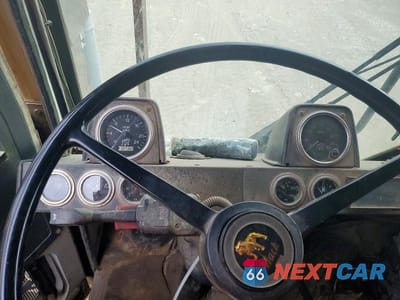 Zdjęcie 8 z 12 samochodu: 2003 MACK 600 MR600 VIN:1M2K195C53M021917 - miniatura