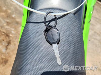 Zdjęcie 8 z 9 samochodu: 2022 KAWASAKI KLX230 H VIN:MH4LXCH1XNJP00162 - miniatura