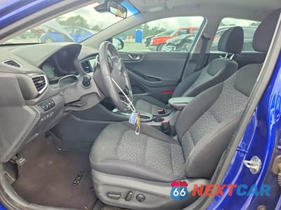 Zdjęcie 7 z 12 samochodu: 2019 HYUNDAI IONIQ SEL VIN:KMHC75LCXKU119791 - miniatura