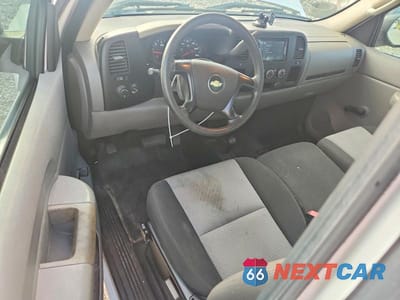 Zdjęcie 8 z 12 samochodu: 2009 CHEVROLET SILVERADO K1500 VIN:1GCEK14J99Z191970 - miniatura