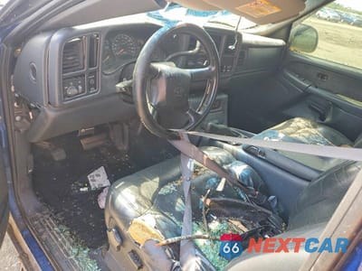 Zdjęcie 8 z 12 samochodu: 2002 CHEVROLET SILVERADO C1500 VIN:2GCEC19T021388113 - miniatura