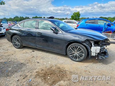 Czwarte zdjęcie samochodu z boku: 2022 LEXUS ES 250 BASE VIN:58AD11D14NU008260 - miniatura