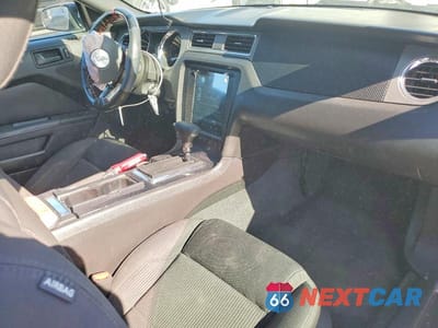 Zdjęcie 8 z 13 samochodu: 2012 FORD MUSTANG VIN:1ZVBP8AMXC5238026 - miniatura