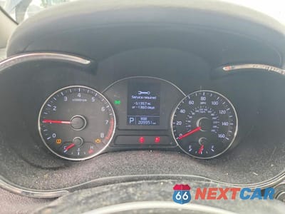 Zdjęcie 9 z 12 samochodu: 2015 KIA FORTE EX VIN:KNAFZ4A8XF5263665 - miniatura