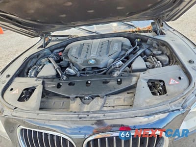 Zdjęcie 11 z 12 samochodu: 2013 BMW 750 XI VIN:WBAYB6C57DC998107 - miniatura