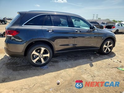 Trzecie zdjęcie samochodu z tyłu: 2020 MERCEDES-BENZ GLC 300 4MATIC VIN:WDC0G8EB4LF696457 - miniatura