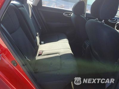 Zdjęcie 10 z 12 samochodu: 2019 NISSAN SENTRA SR VIN:3N1AB7AP3KY342945 - miniatura