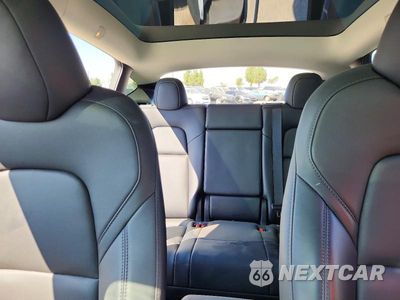 Zdjęcie 10 z 14 samochodu: 2024 TESLA MODEL Y VIN:7SAYGDED6RF096123 - miniatura
