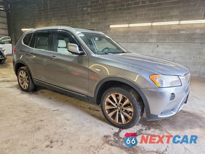 Czwarte zdjęcie samochodu z boku: 2013 BMW X3 XDRIVE28I VIN:5UXWX9C5XD0A22905 - miniatura