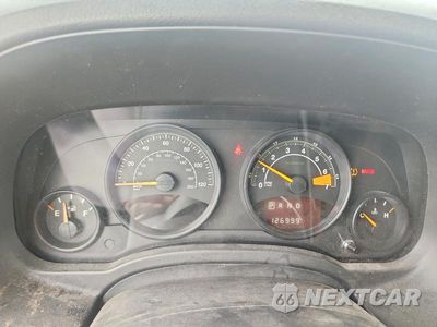 Zdjęcie 9 z 13 samochodu: 2016 JEEP PATRIOT SPORT VIN:1C4NJRBB0GD511247 - miniatura