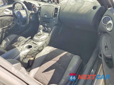 Zdjęcie 8 z 12 samochodu: 2009 NISSAN 370Z BASE VIN:JN1AZ44E99M402681 - miniatura