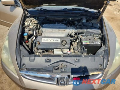 Zdjęcie 11 z 13 samochodu: 2007 HONDA ACCORD EX VIN:1HGCM66507A031648 - miniatura