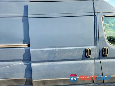 Zdjęcie 11 z 13 samochodu: 2019 RAM PROMASTER 3500 DELIVERY VAN VIN:3C6URVJGXKE551411 - miniatura