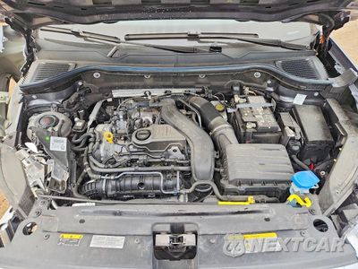 Zdjęcie 11 z 12 samochodu: 2024 VOLKSWAGEN TAOS SE VIN:3VVUX7B20RM050347 - miniatura
