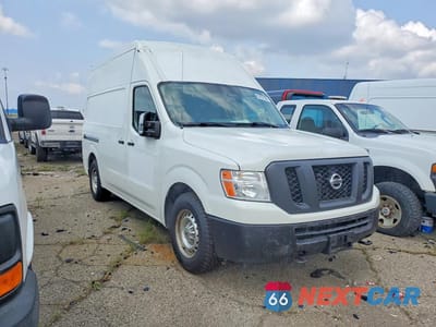 Czwarte zdjęcie samochodu z boku: 2015 NISSAN NV 3500 HD S VIN:1N6AF0LX5FN803133 - miniatura