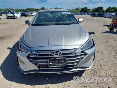 Piąte zdjęcie samochodu w środku: 2020 HYUNDAI ELANTRA SE VIN:5NPD74LF5LH615395 - miniatura