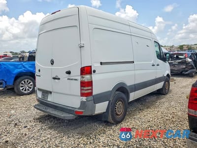 Trzecie zdjęcie samochodu z tyłu: 2012 MERCEDES-BENZ SPRINTER 2500 VIN:WD3PE7CC7C5653151 - miniatura