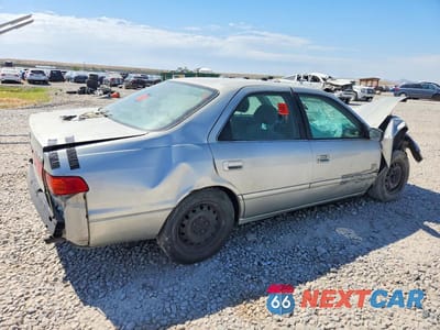 Trzecie zdjęcie samochodu z tyłu: 2001 TOYOTA CAMRY LE VIN:4T1BG22K61U102651 - miniatura
