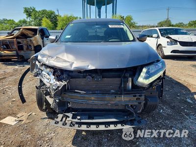 Piąte zdjęcie samochodu w środku: 2016 NISSAN ROGUE S VIN:JN8AT2MT6GW007820 - miniatura
