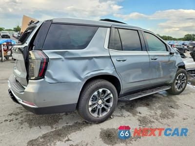 Trzecie zdjęcie samochodu z tyłu: 2026 CHEVROLET TAHOE C1500 LT VIN:1GNS5NKD4TR159229 - miniatura