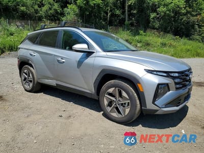 Czwarte zdjęcie samochodu z boku: 2026 HYUNDAI TUCSON SEL CONVENIENCE VIN:5NMJCCDE1TH652956 - miniatura