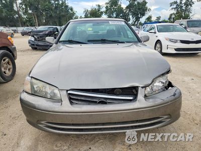Piąte zdjęcie samochodu w środku: 2001 TOYOTA CAMRY LE V6 VIN:4T1BF22K11U127055 - miniatura